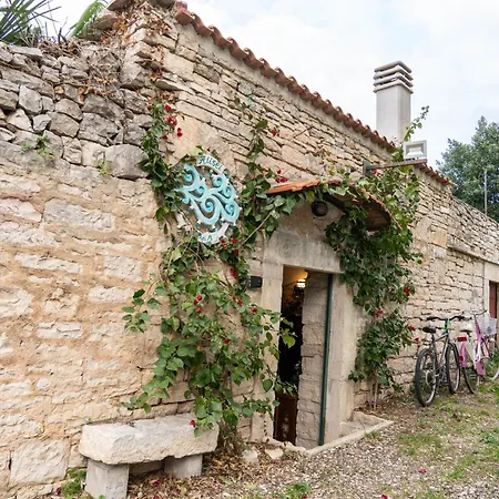 Casa Vacanze Alisei Terlizzi Exterior foto